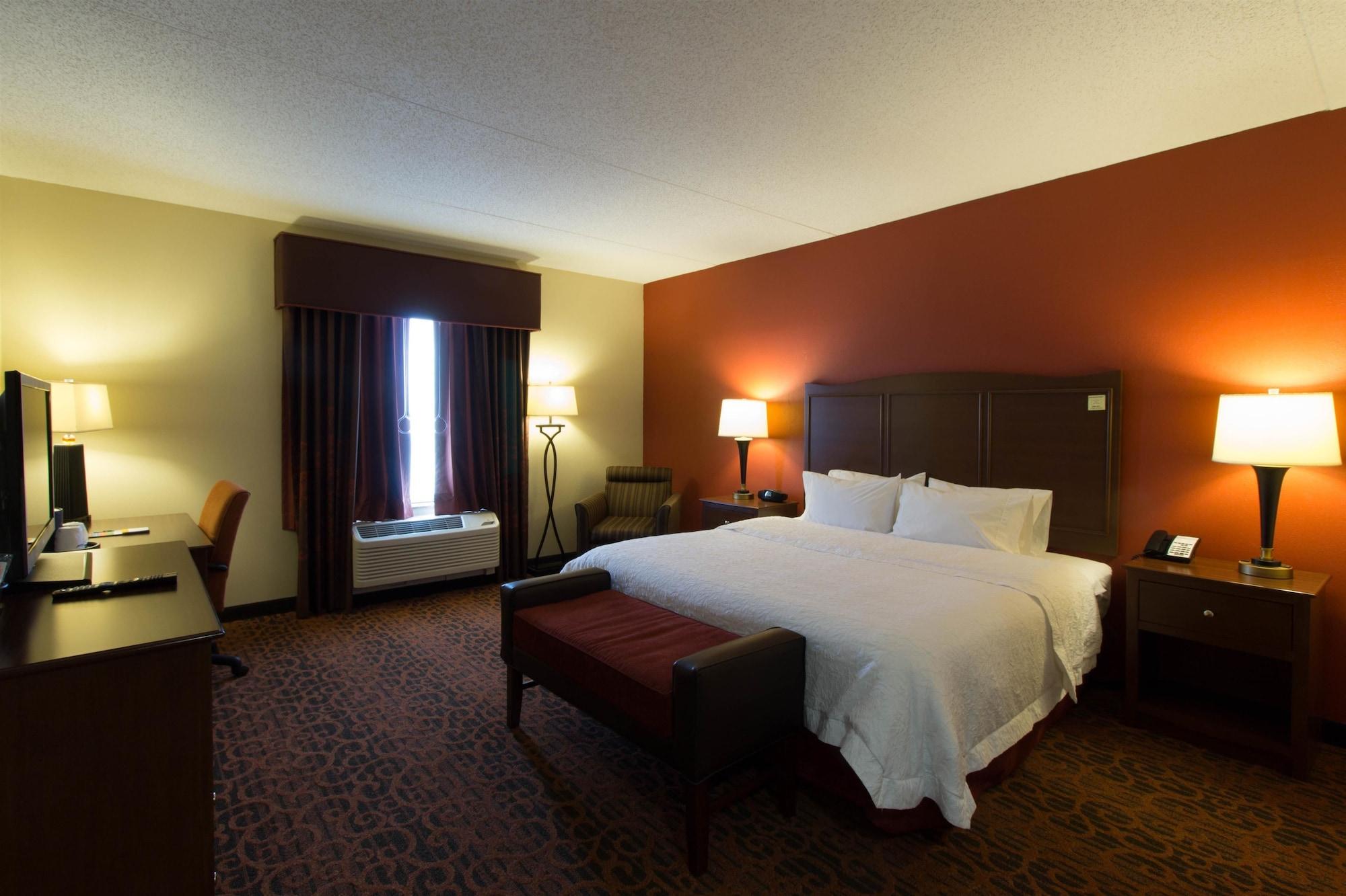 Hampton Columbus-south 3*