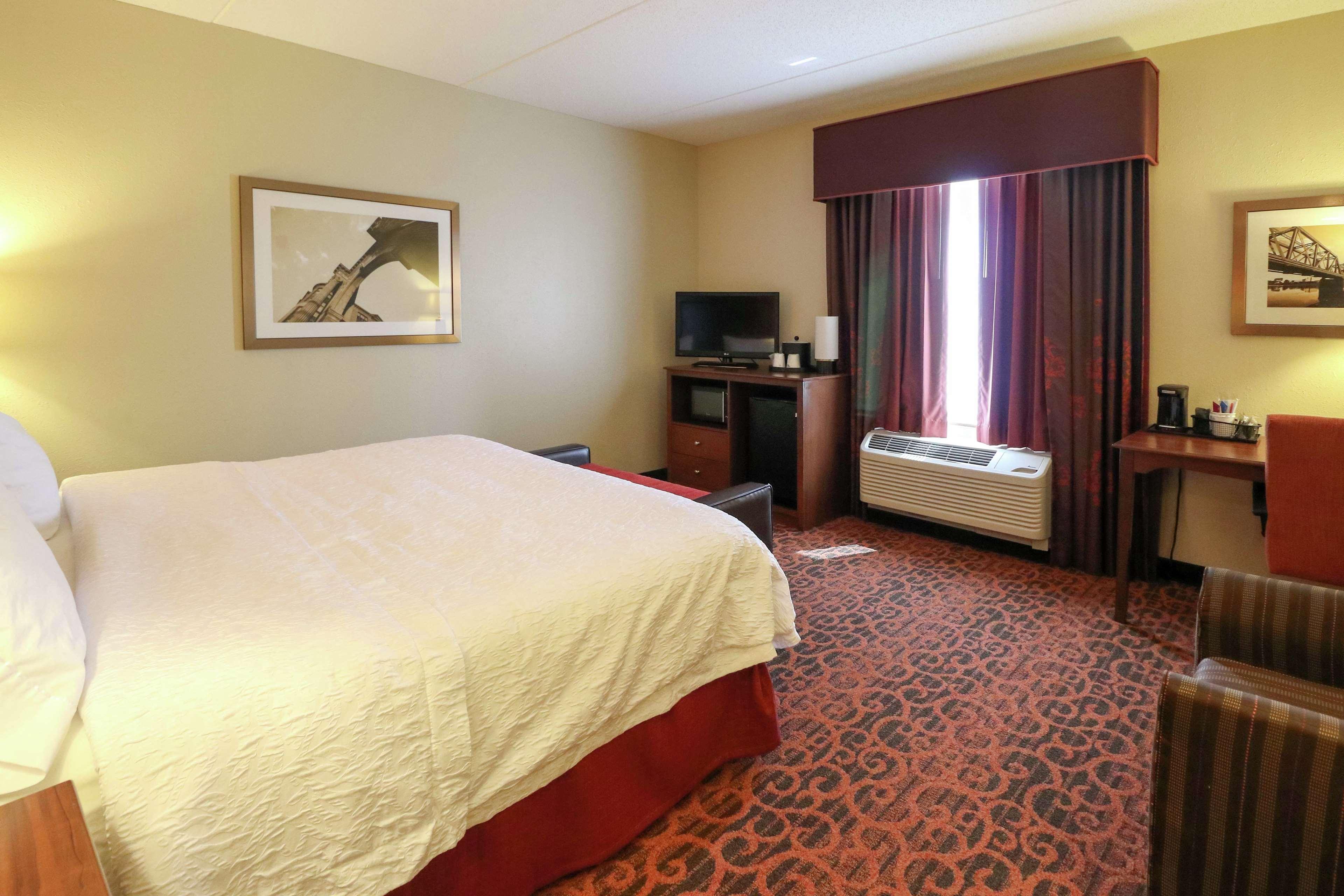 Hampton Columbus-south 3*